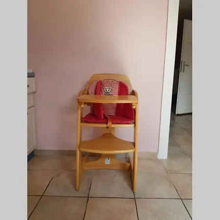 Vakantiehuis Gemutliches Ruhiges Haus Am Waldrand *