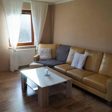 Vakantiehuis Gemutliches Ruhiges Haus Am Waldrand *